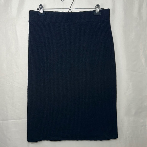 Time And Tru Black Ribbed Skirt Size L (12-14) - Picture 1 of 2